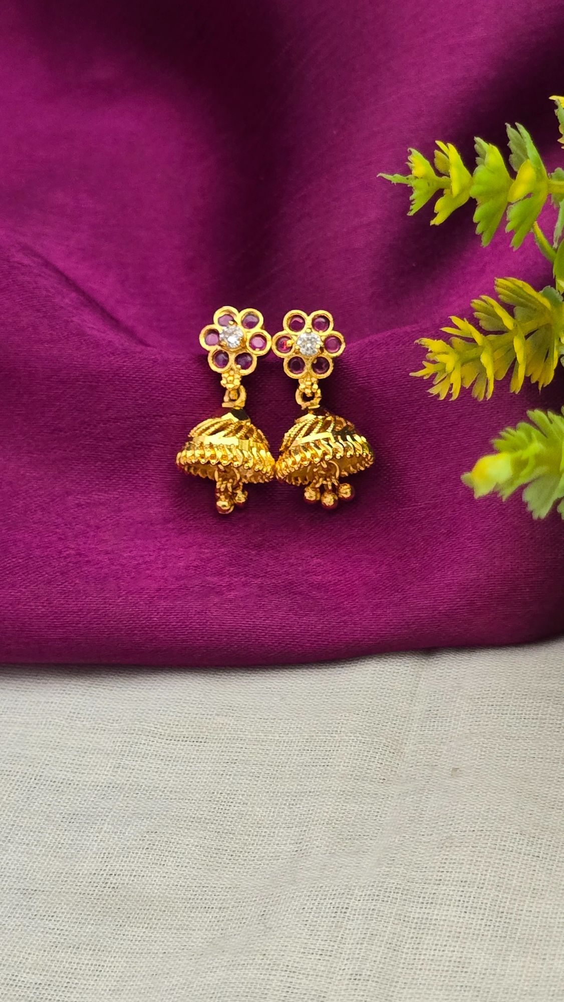 Floral jumkha polish earring 