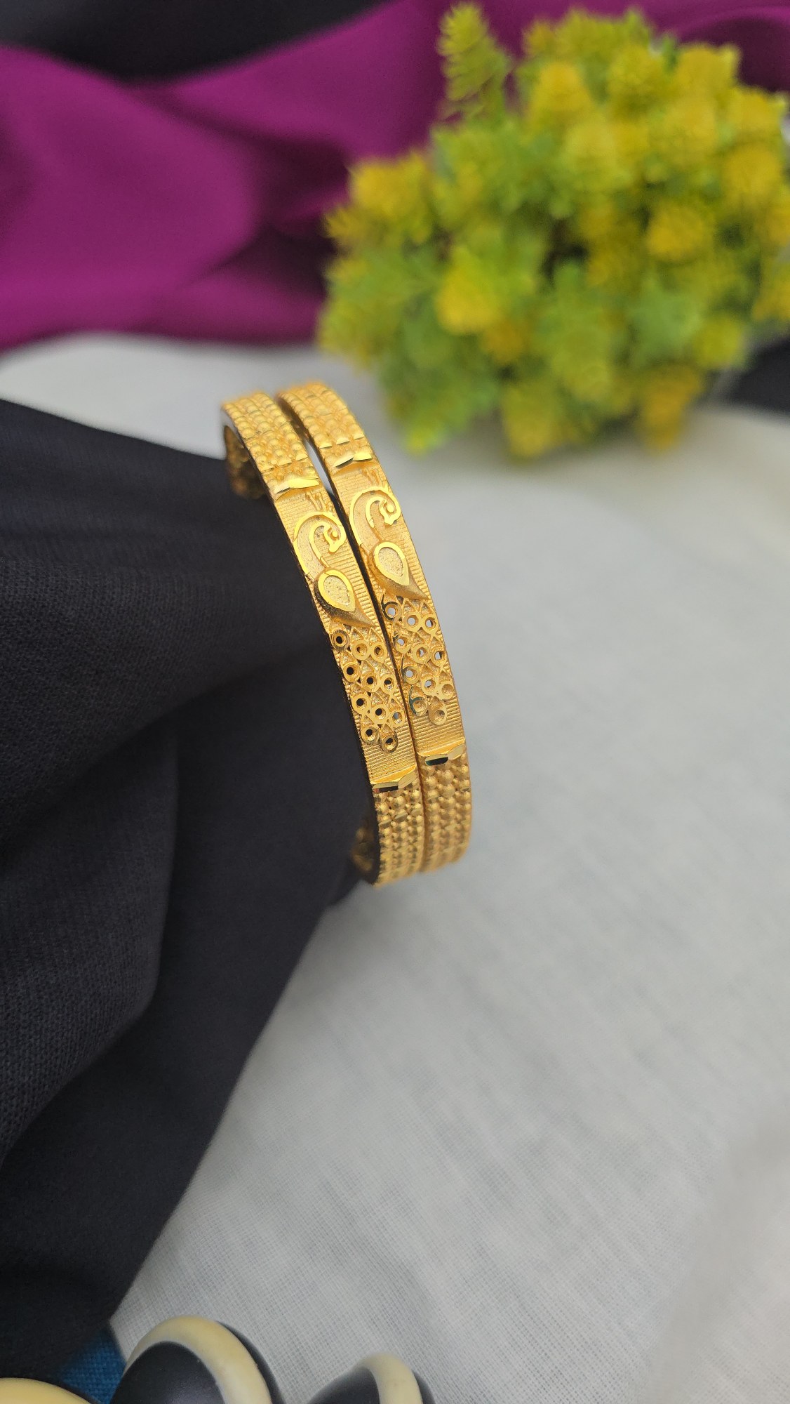 Real gold look Forming Bangles 