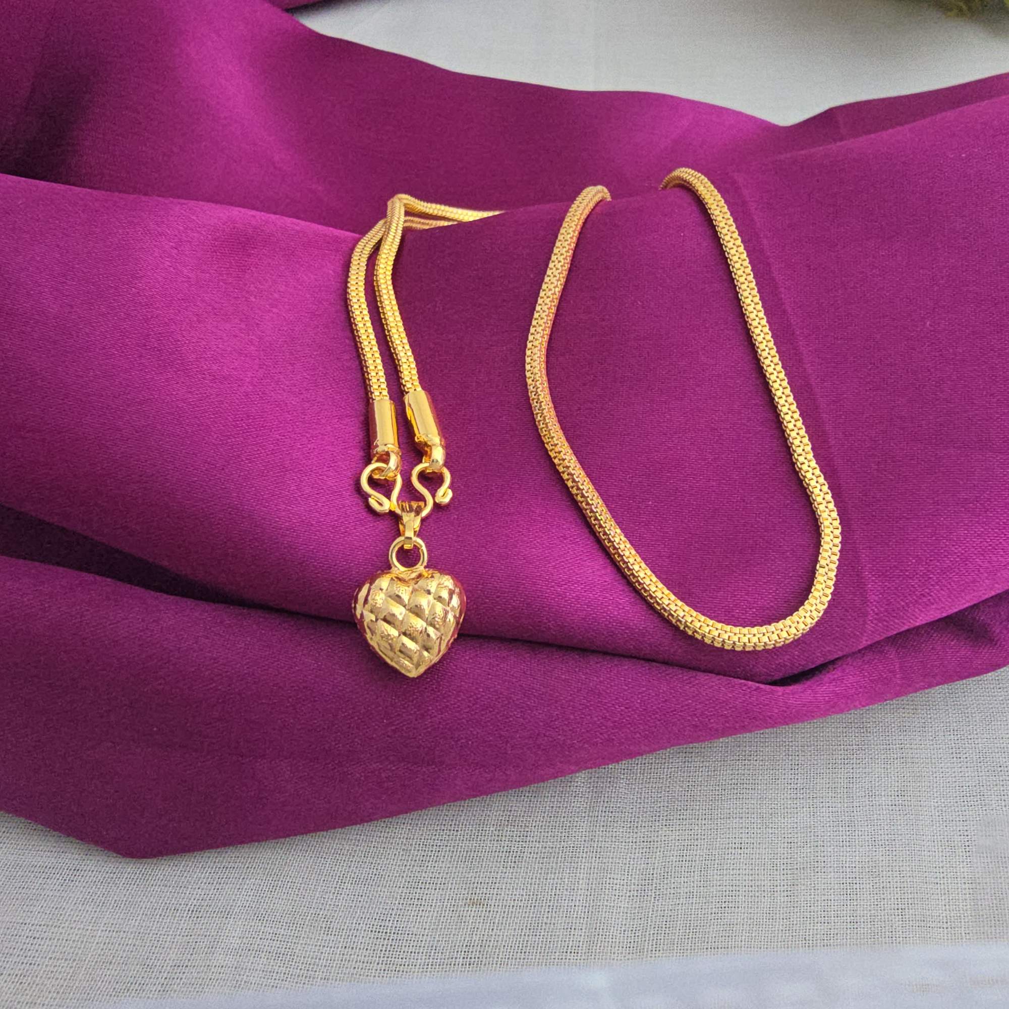 Heart ❤️ Pendant Short Chain 18"inches 