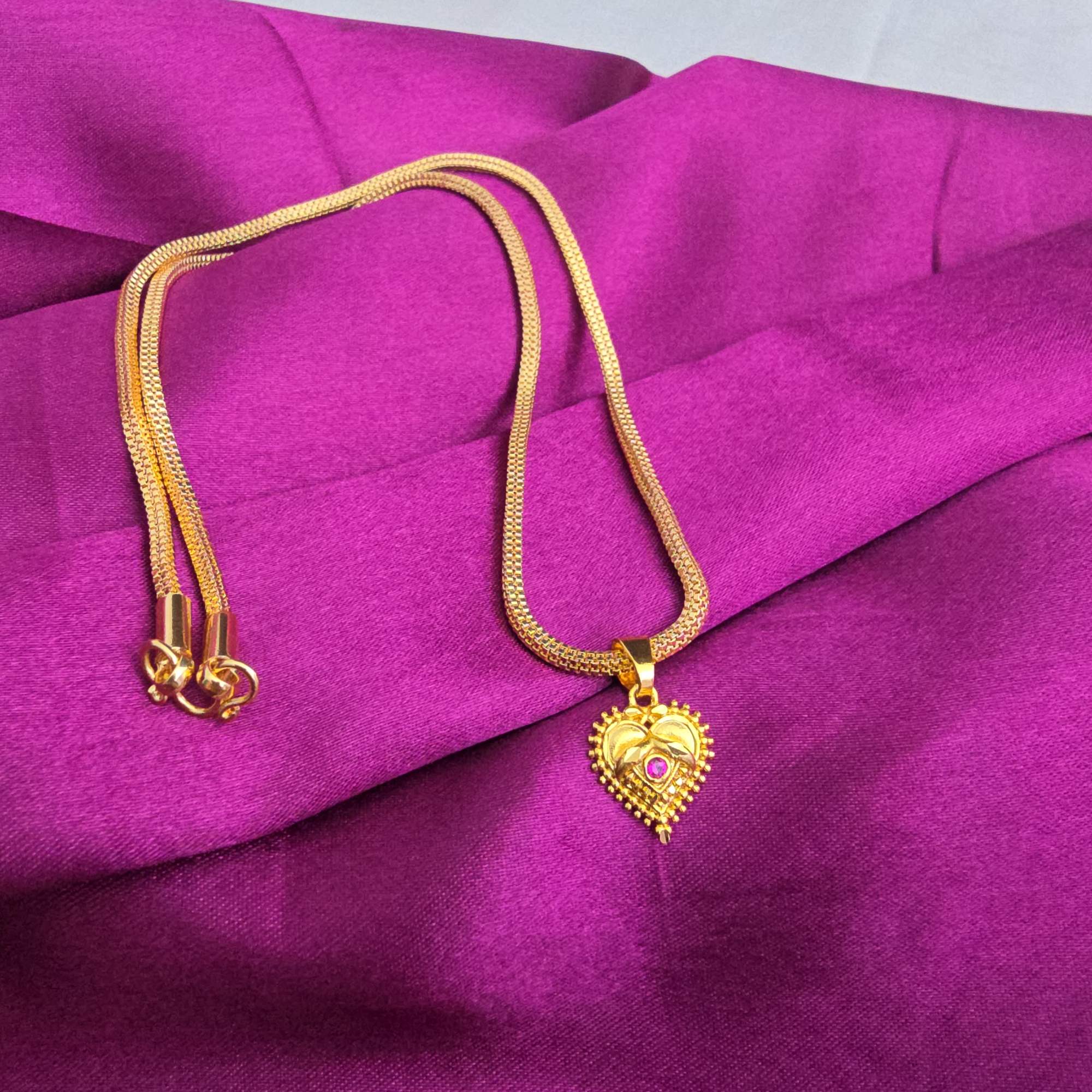 Heart Pendant Short Chain 18"inches 