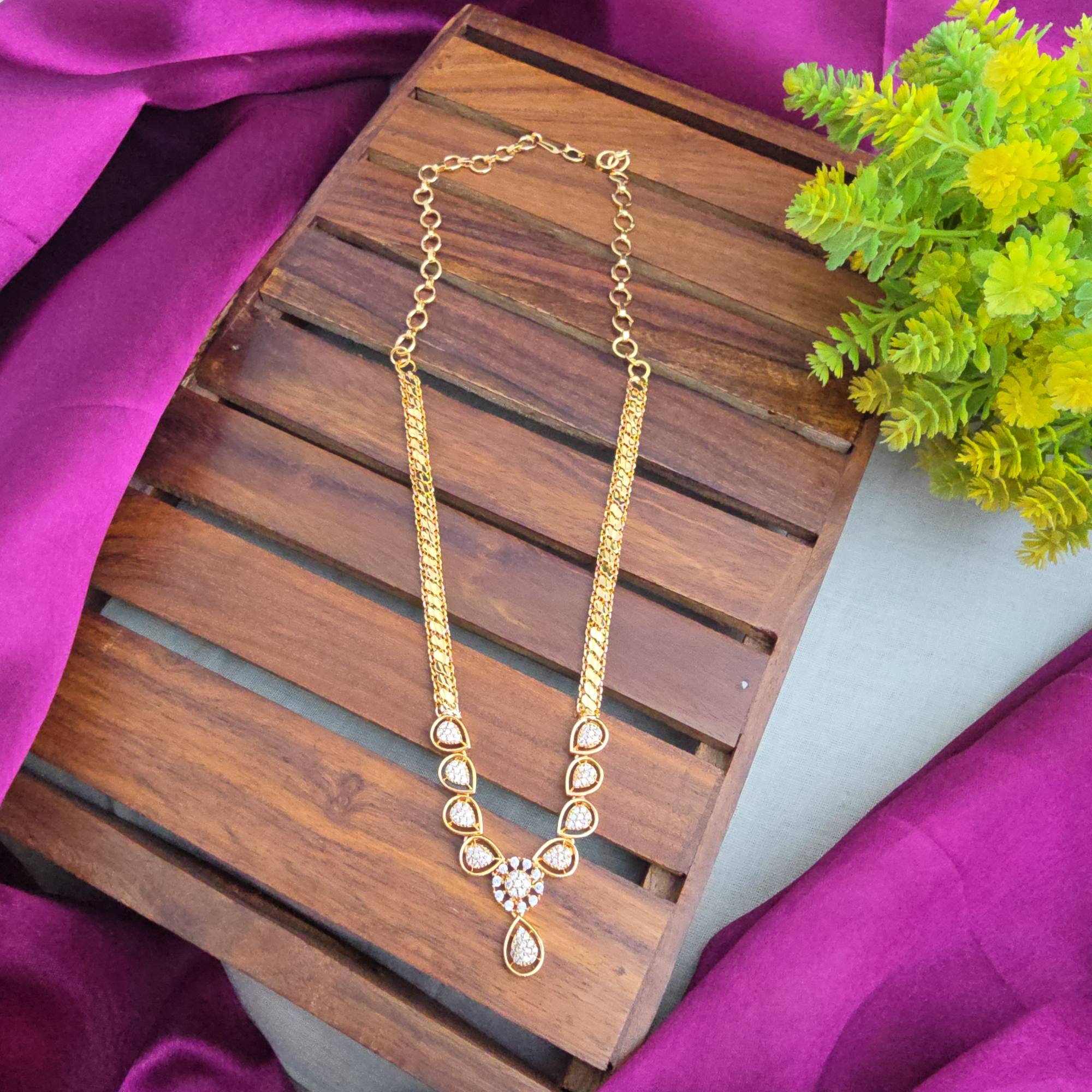 White stone impon Attigai Collection 