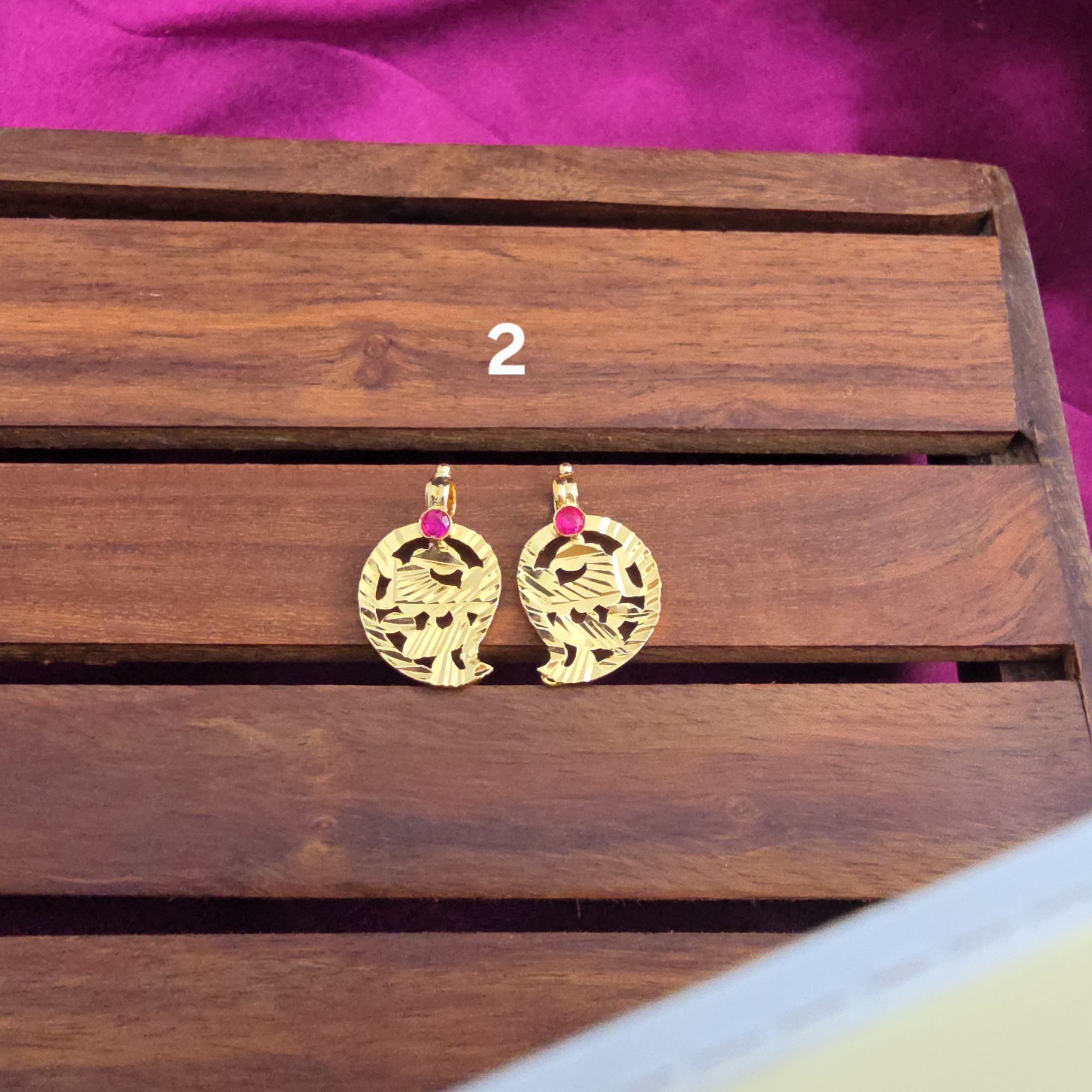 Gold Finish Thali Urukal 