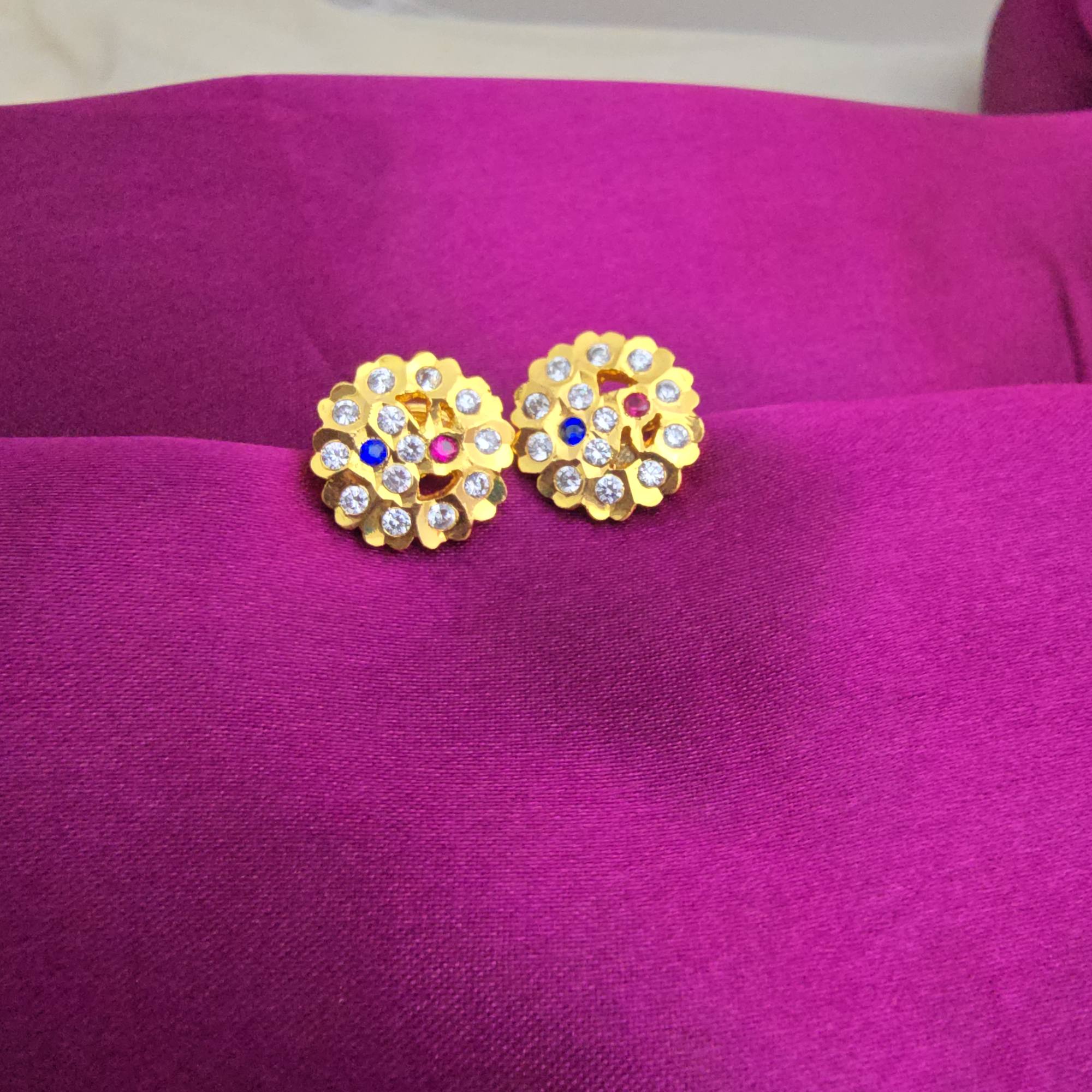 Impon Traditional Round Stud Collection 